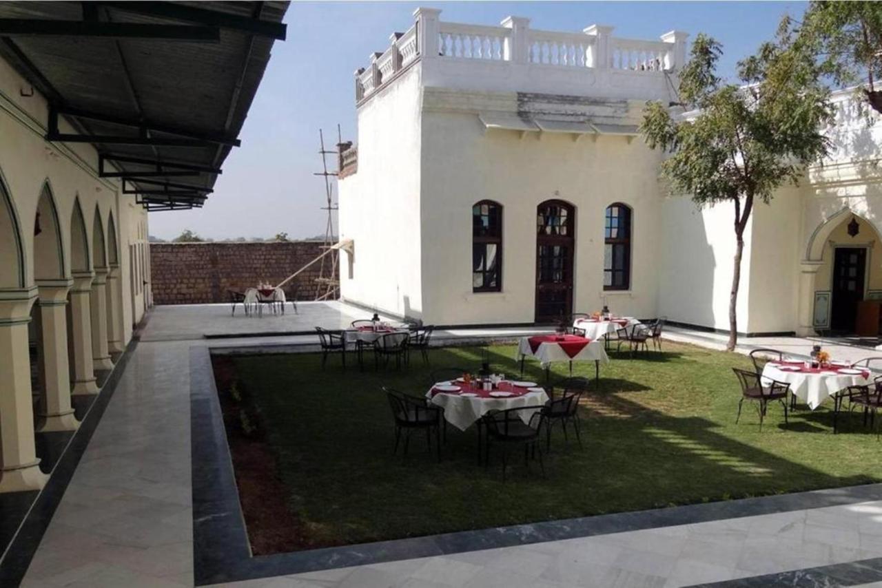 Hotel Aaram Baagh By Pachar Group, Sānchi Exterior foto
