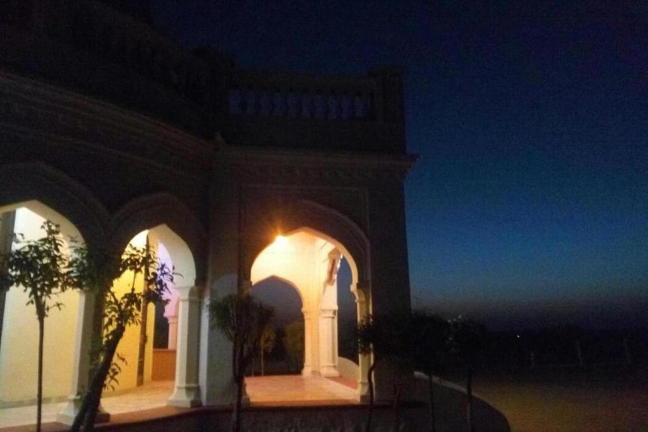 Hotel Aaram Baagh By Pachar Group, Sānchi Exterior foto